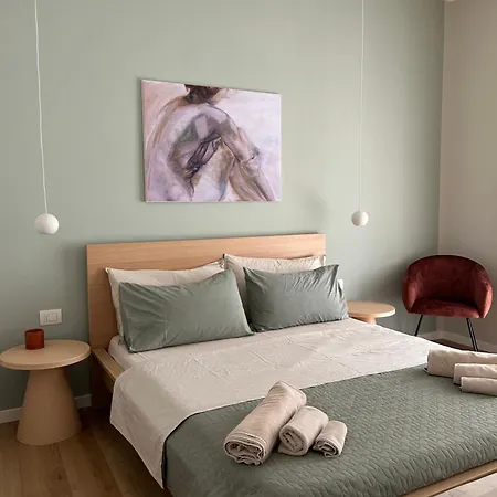 The Y Apartment